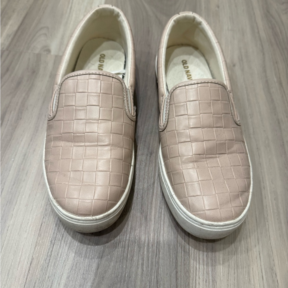 Old Navy Mauve Quilted Slip-On Sneakers